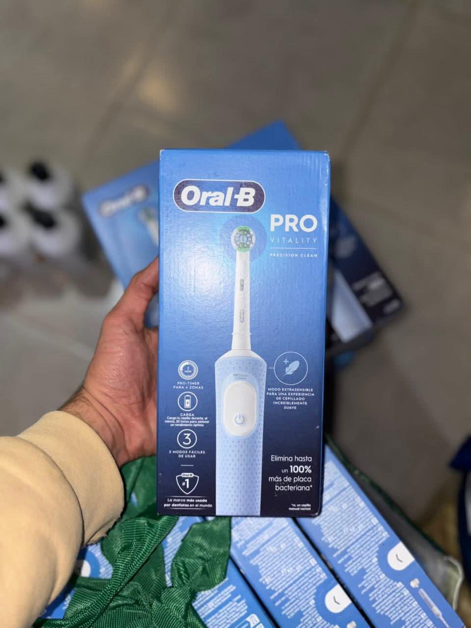 فرشاة أسنان oral b