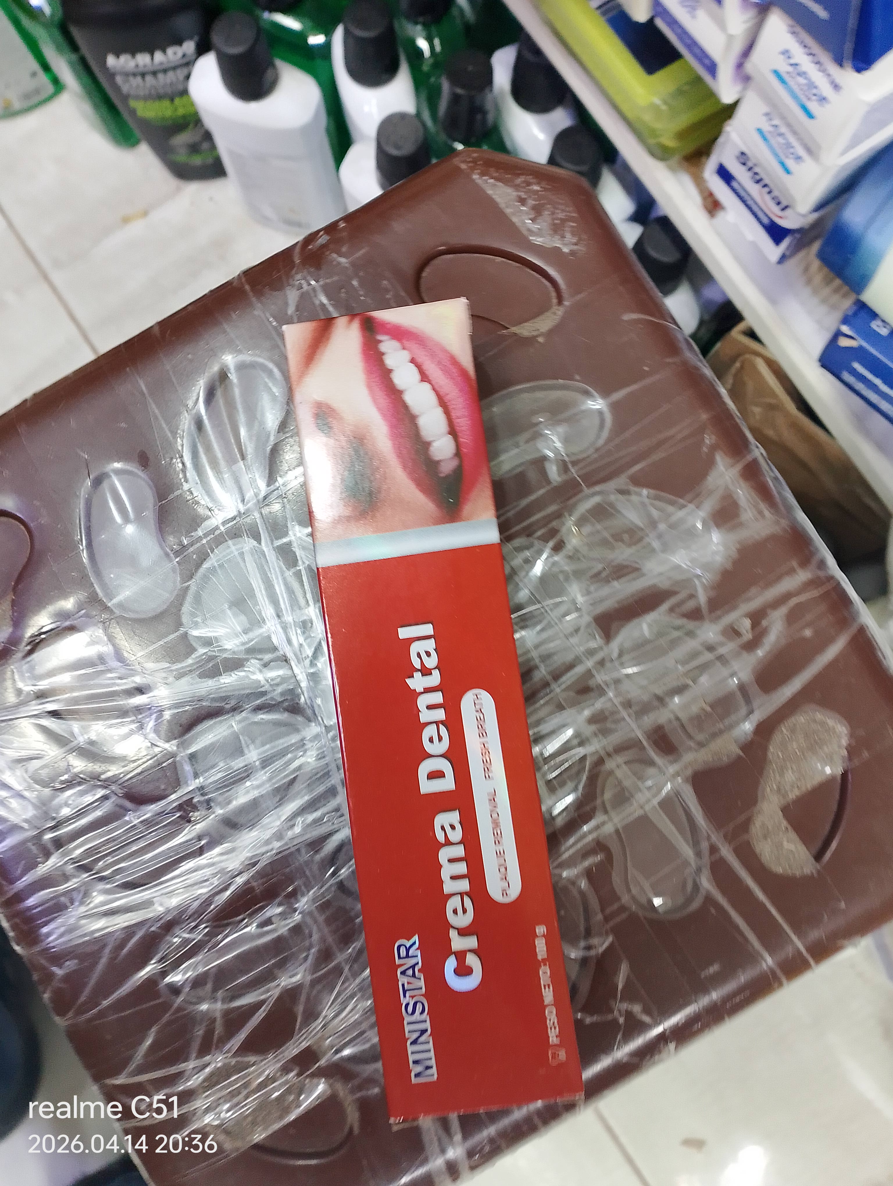 معجون أسنان