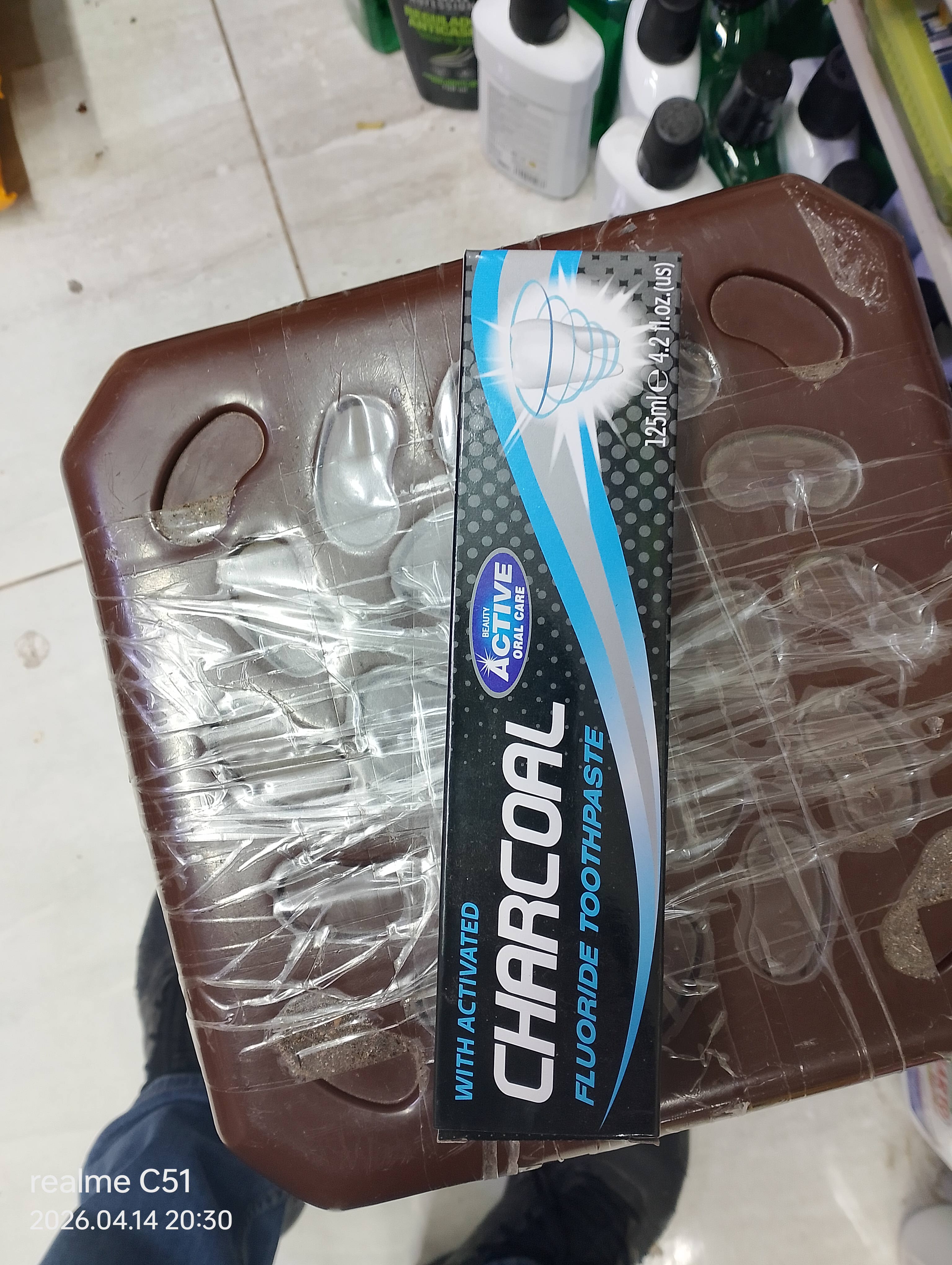 معجون أسنان